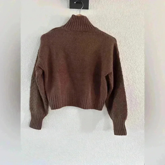 Jessica Simpson Cocoa Brown Sweater with Floral Accents, Size XS, Fall Winter - Picture 2 of 3